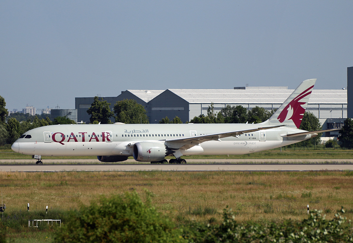 Qatar Airways, Boeing B 787-9 Dreamliner, A7-BHA, BER, 26.06.2024