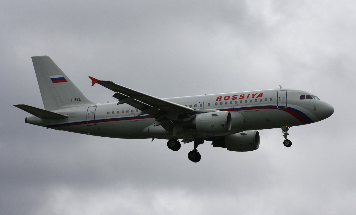 Rossija,EI-EYL,(c/n 2465),Airbus A319-111,11.05.2014,HAM-EDDH,Hamburg,Germany