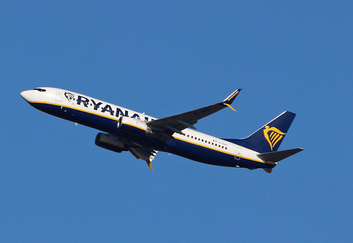 Ryanair, Boeing B 737-8AS, EI-EKH, BER, 22.02.2025