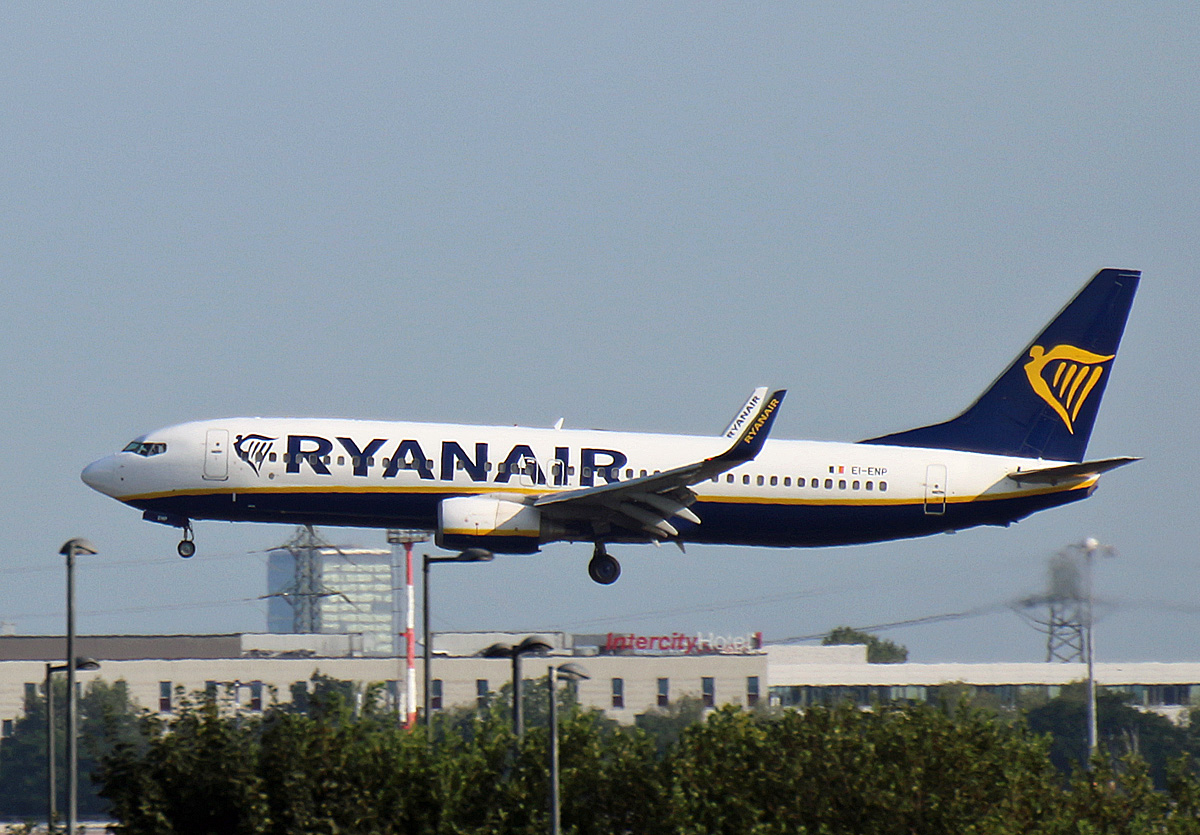 Ryanair, Boeing B 737-8AS, EI-ENP, BER, 25.07.2024