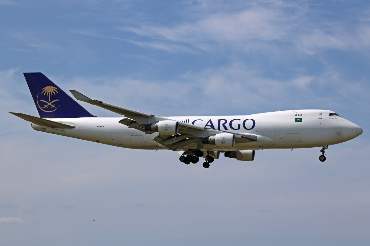 Saudi Arabian Cargo, 9H-AKJ, Boeing B747-412FSCD, msn: 28263/1094, 19.Mai 2023, AMS Amsterdam, Niederlande.