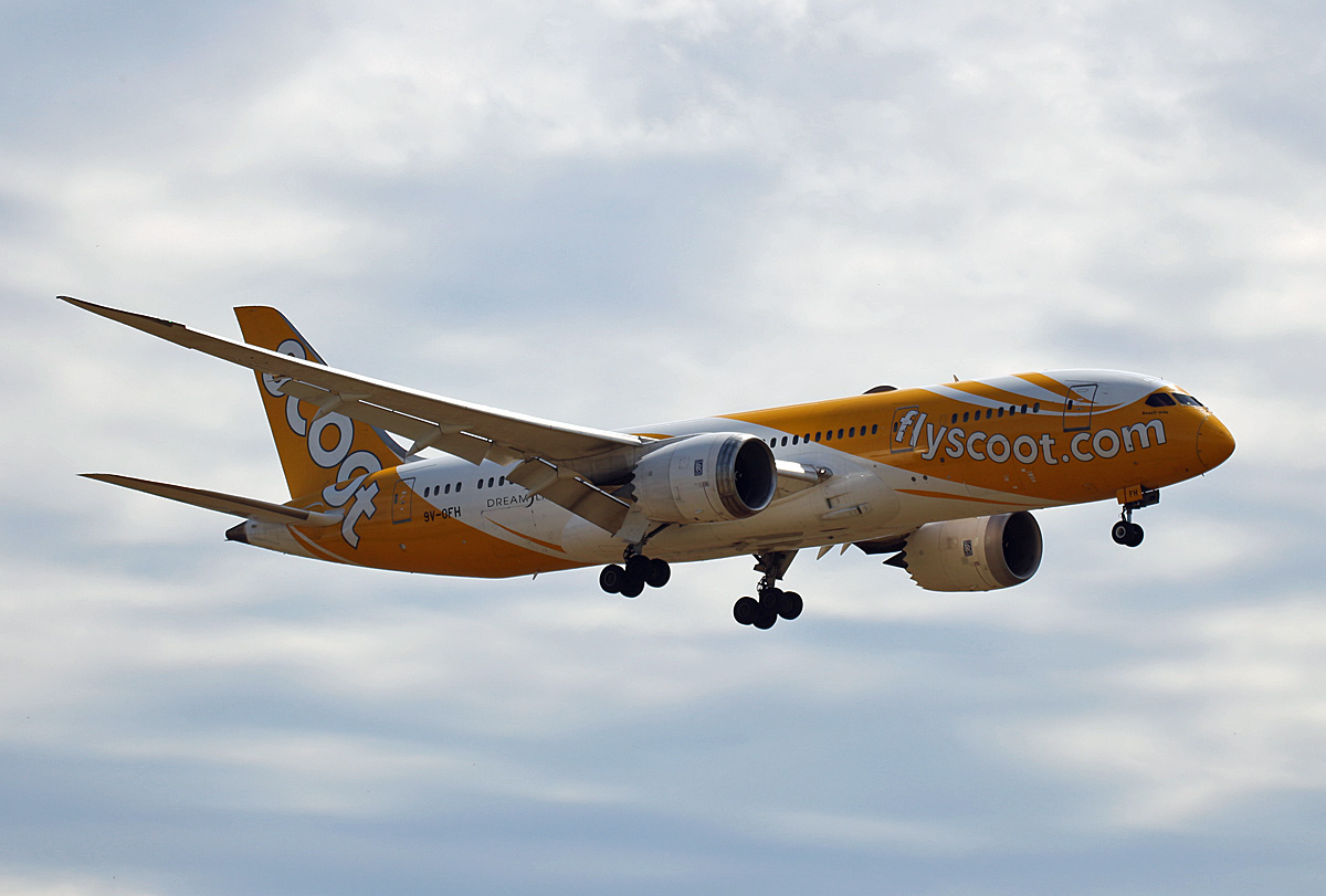 Scoot, Boeing B 787-8 Dreamliner, 9V-OFH, BER, 14.07.2024