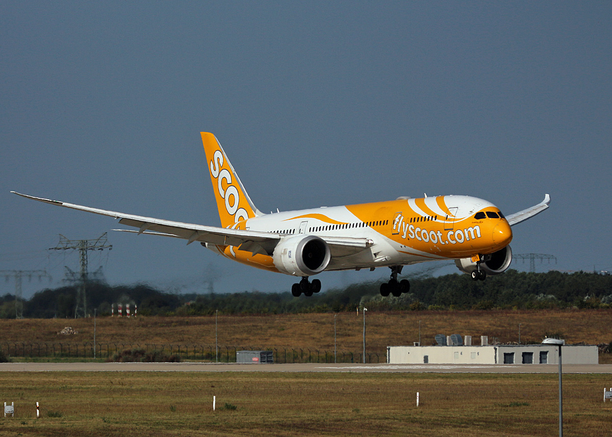 Scoot, Boeing B 787-8 Dreamliner, 9V-OFK, BER, 01.09.2024