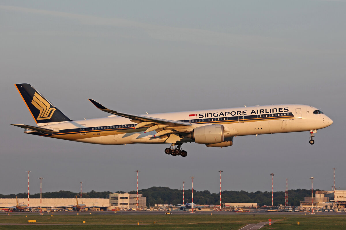 Singapore Airlines, 9V-SMQ, Airbus A350-941, msn: 133, 05.Juli 2024, MXP Milano Malpensa, Italy.
