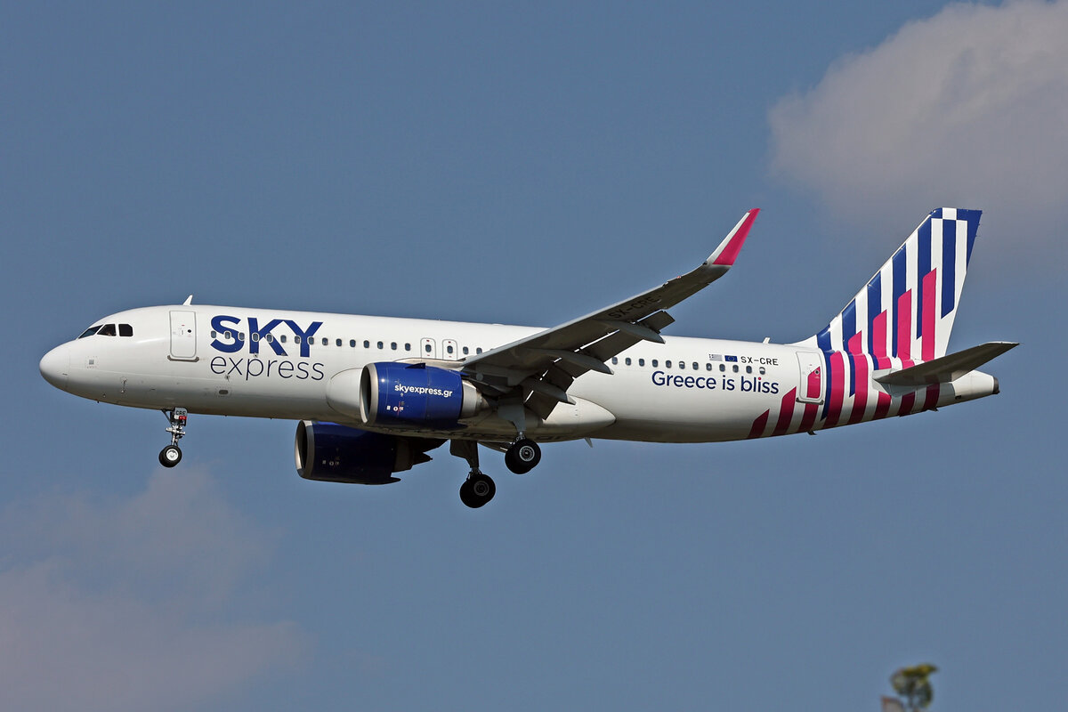 Sky Express Greece, SX-CRE, Airbus A320-251N, msn: 10302, 04.Juli 2024, MXP Milano Malpensa, Italy.