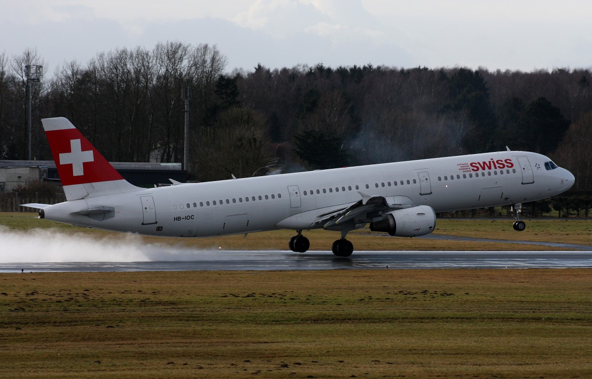 Swiss,HB-IOC,(c/n 520),Airbus A321-111,04.03.2015,HAM-EDDH,Hamburg,Germany(Taufname:St.Moritz)