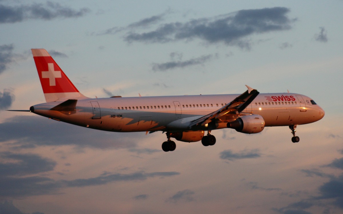 Swiss,HB-IOK,(c/n987),Airbus A321-111,16.09.2013,HAM-EDDH,Hamburg,Germany