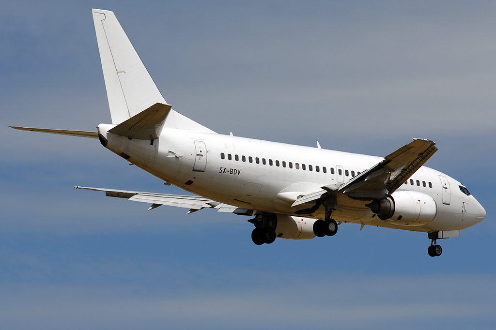 SX-BDV Boeing 737-505 27.06.2015