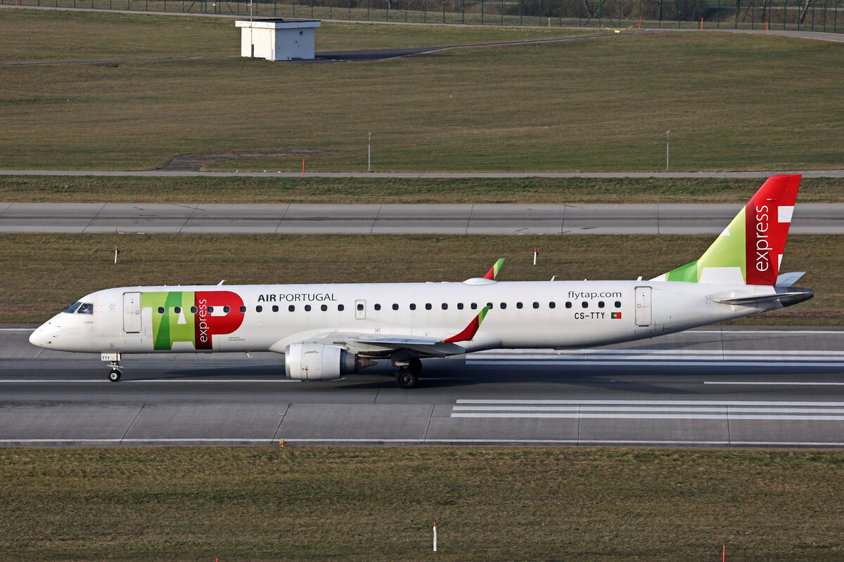 TAP Express, CS-TTY, Embraer ERJ-195AR, msn: 19000690,  Lisboa , 21.Februar 2025, ZRH Zürich, Switzerland.