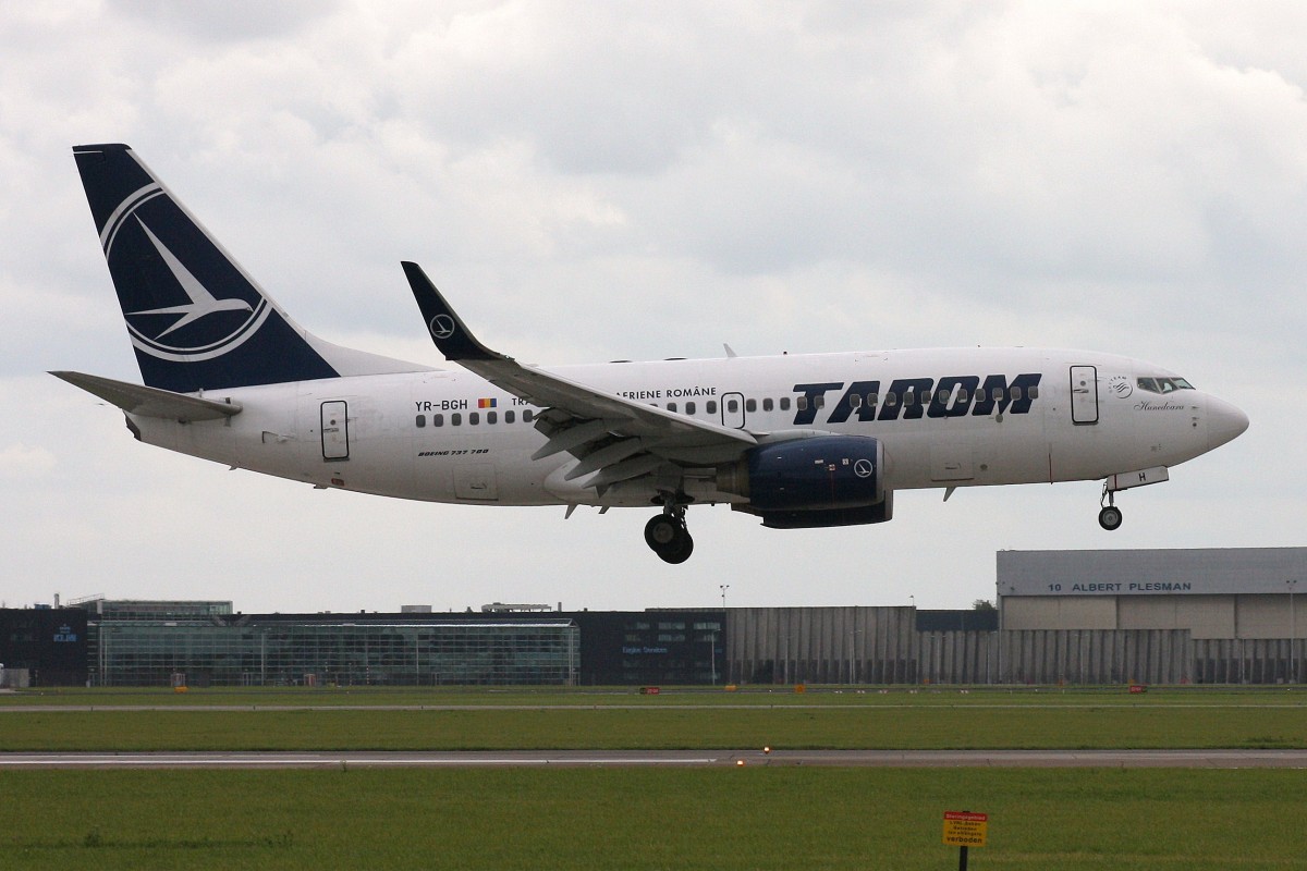 TAROM,YR-BGH,(c/n 28438),Boeing 737-78J(WL),16.08.2014,AMS-EHAM,Amsterdam-Schiphol,Niederlande