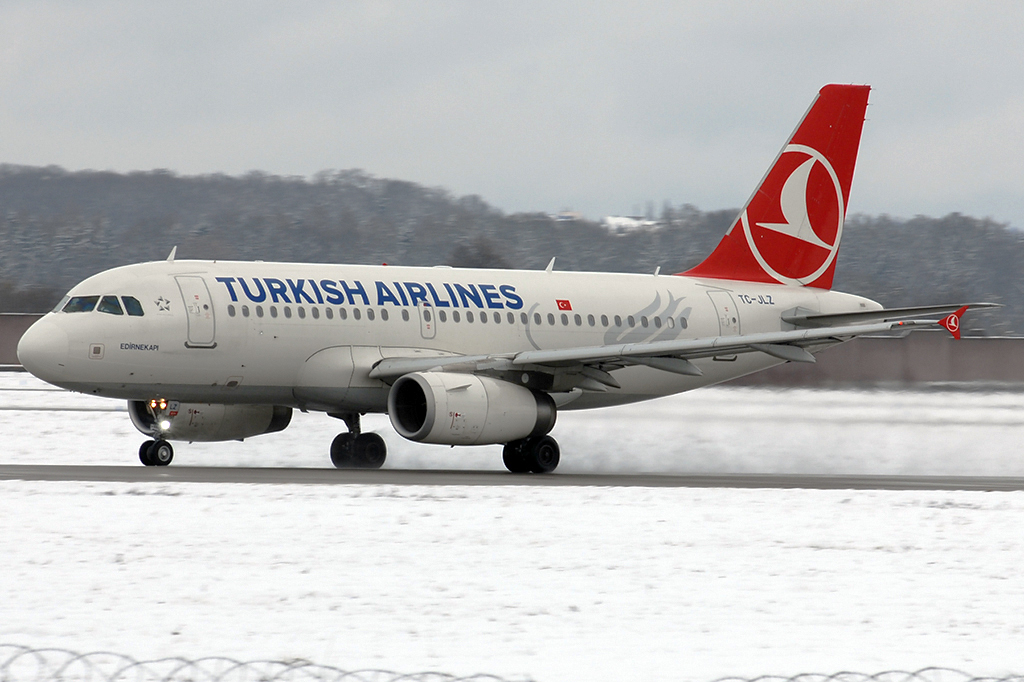 TC-JLZ Airbus A319-132 02.02.2015