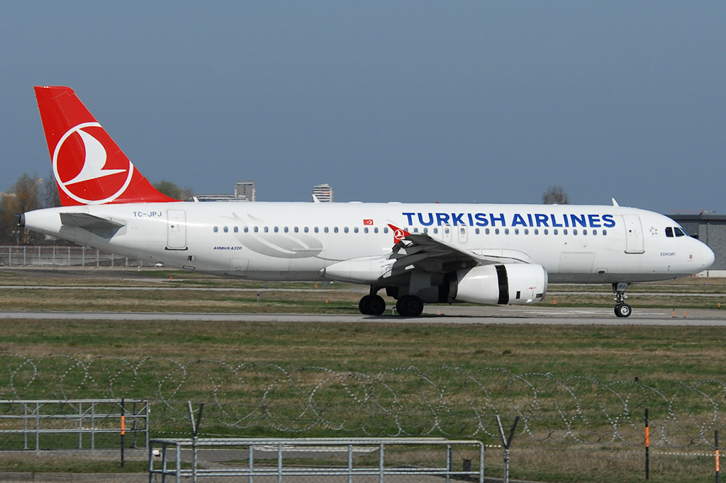 TC-JPJ Airbus A320-232 26.03.2017