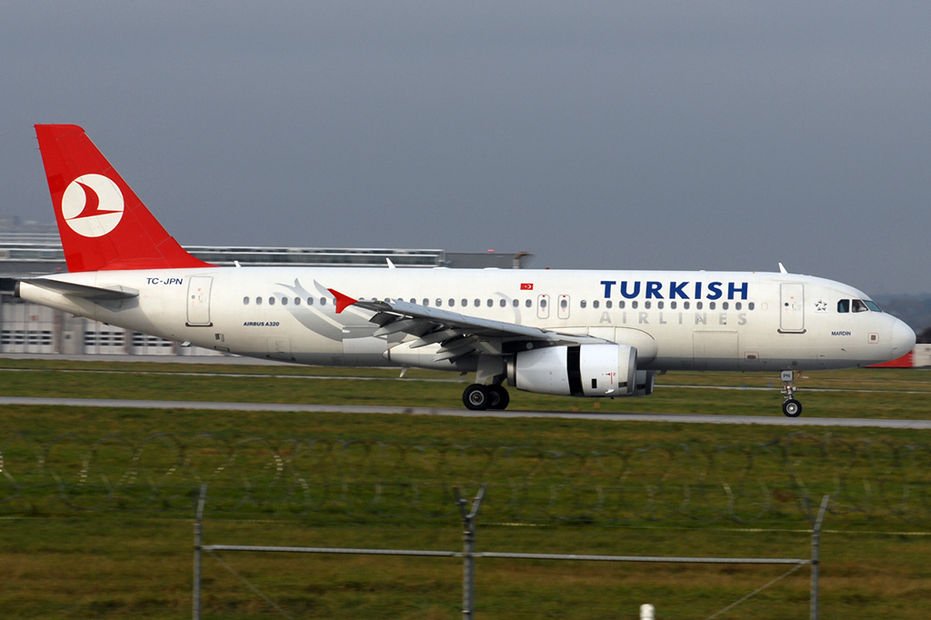 TC-JPN Airbus A320-232 11.11.2014