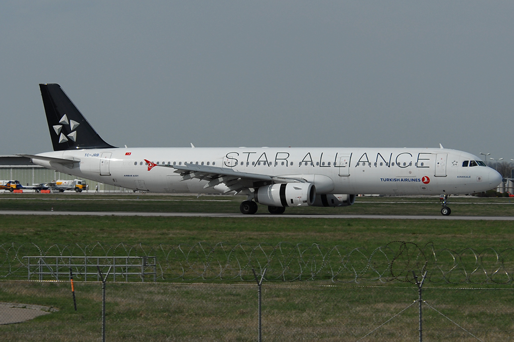 TC-JRB Airbus A321-231 31.03.2017