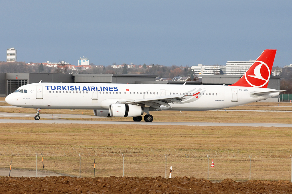 TC-JRD Airbus A321-231 25.12.2016