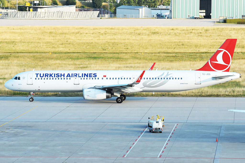 TC-JSS Airbus A321-231 13.07.2018