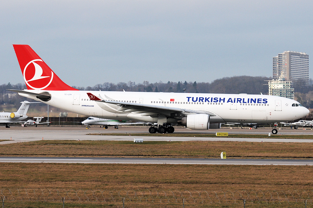 TC-LOH Airbus A330-223 03.01.2020