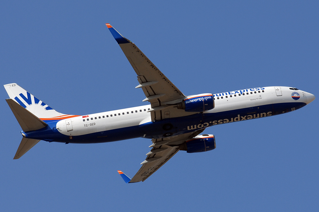 TC-SED Boeing 737-86N 20.03.2015