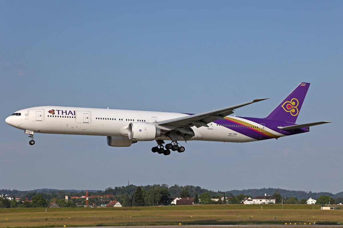 Thai Airways, HS-TKR, Boeing 777-3ALER, msn: 41527/1145,  Hat Yai / หาดใหญ่ , 13.Juni 2024, ZRH Zürich, Switzerland.