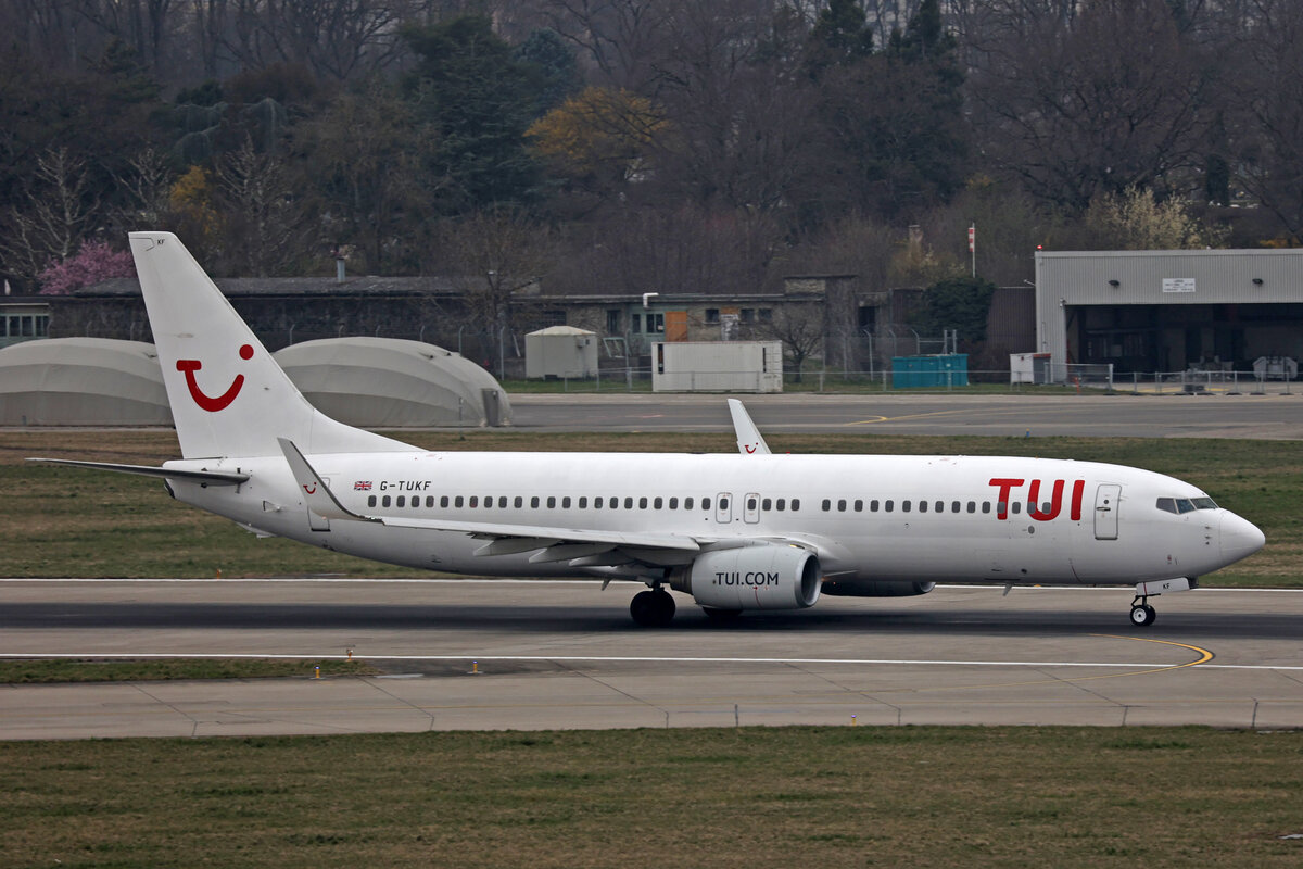 TUI Airways, G-TUKF, Boeing B737-8AS, msn: 33605/2140, 09.März 2024, GVA Genève, Switzerland.