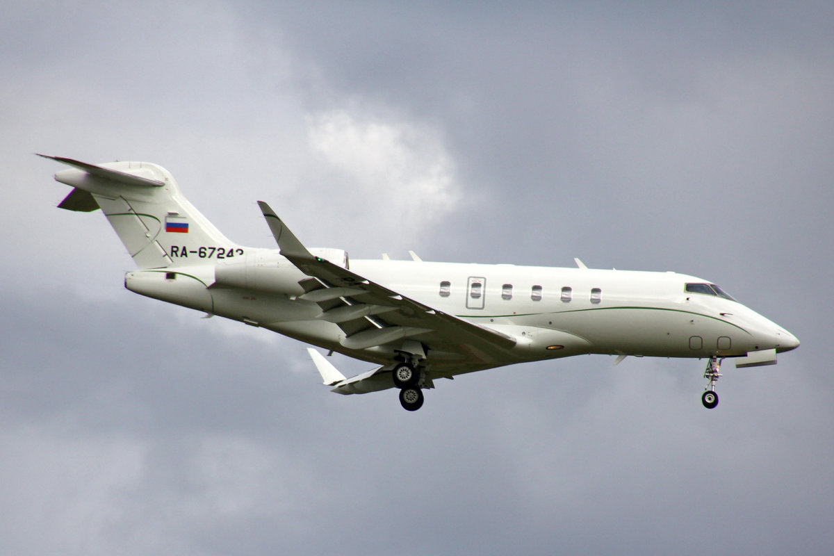  Tulpar Air, RA-67243, Bombardier Challenger 350, mns: 20643, 11.Oktober 2020, ZRH Zürich, Switzerland.