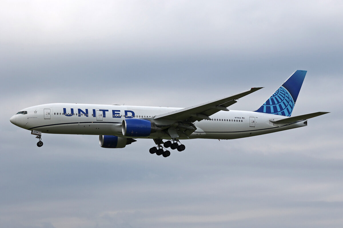 United Air Lines, N791UA, Boeing B777-222ER, msn: 26933/093, 07.Juni 2024, ZRH Zürich, Switzerland.