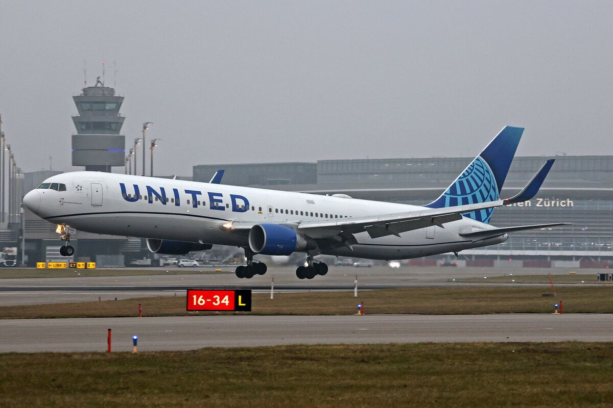 United Airlines, N662UA, Boeing B767-322ER, msn: 27159/513, 19.Januar 2025, ZRH Zürich, Switzerland.