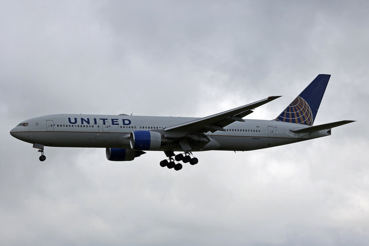 United Airlines, N782UA, Boeing B777-222, msn: 26948/57, 15.Juni 2024, ZRH Zürich, Switzerland.