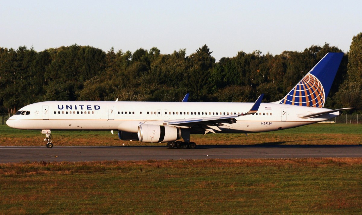 United Airlines,N29124,(c/n27565),Boeing 757-224(WL),29.09.2013,HAM-EDDH,Hamburg,Germany