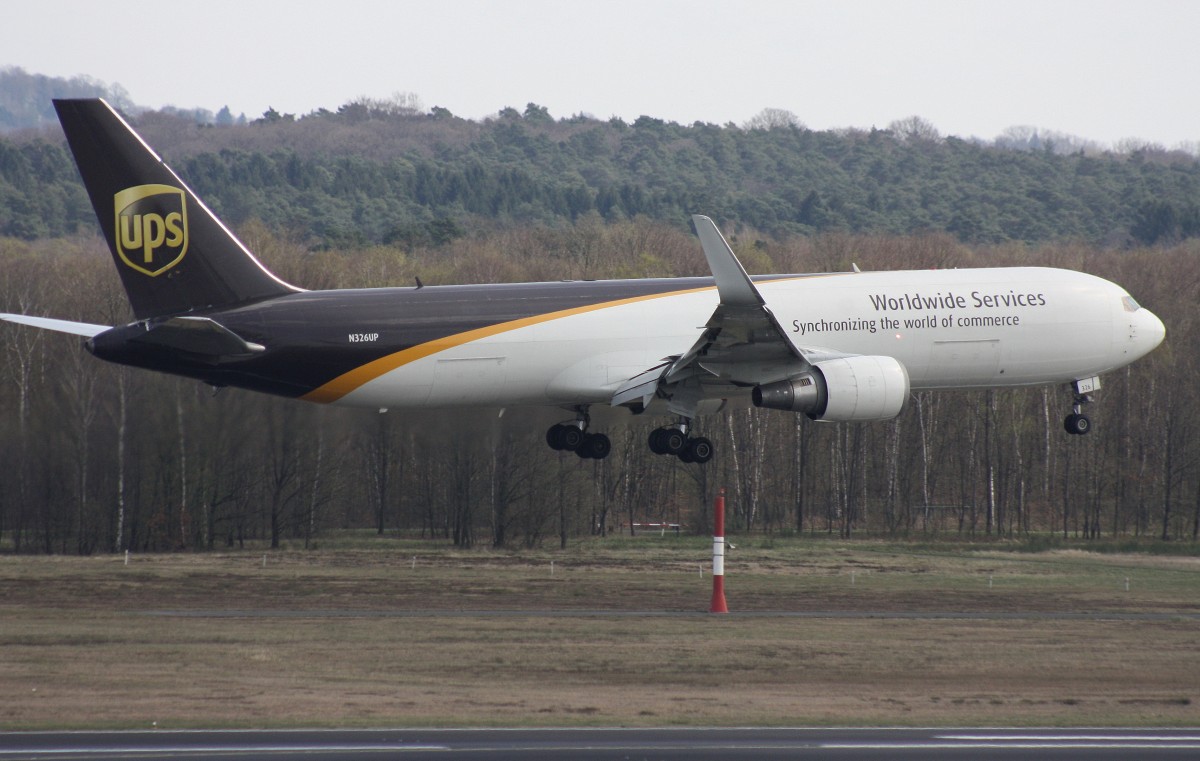 UPS,N326UP,(c/n 27752),Boeing 767-34AF(WL),12.04.2015,CGN-EDDK,Köln-Bonn,Germany