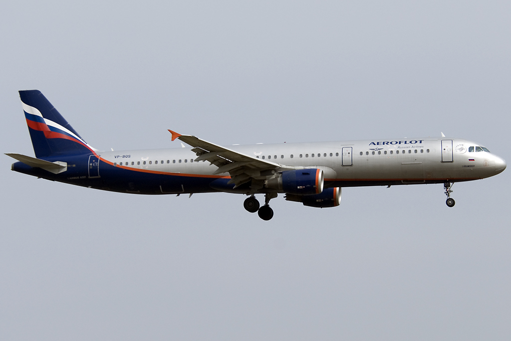 VP-BQS Airbus A321-211 17.03.2012