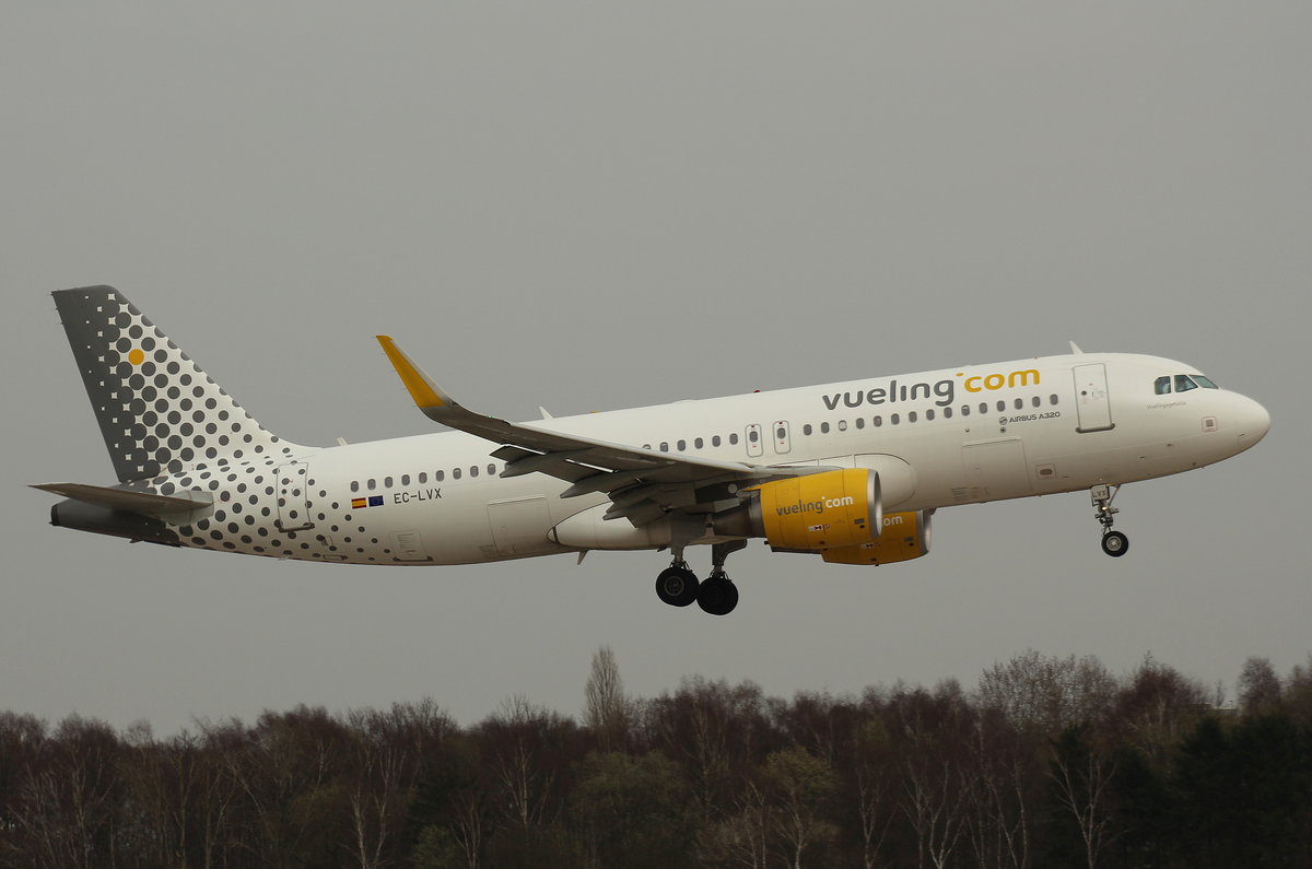 Vueling,EC-LVX,(c/n 5673),Airbus A320-214(SL),03.04.2016,HAM-EDDH,Hamburg,Germany(Sticker:vuelingsgefühle)