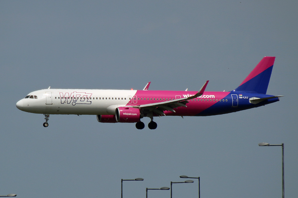 Wizz Air Airbus A 321-271NX, HA-LVJ, BER, 23.06.2024