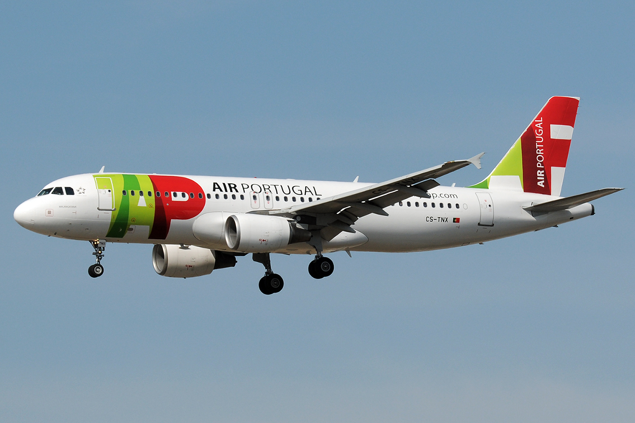 CS-TNX Airbus A320-214 13.09.2020