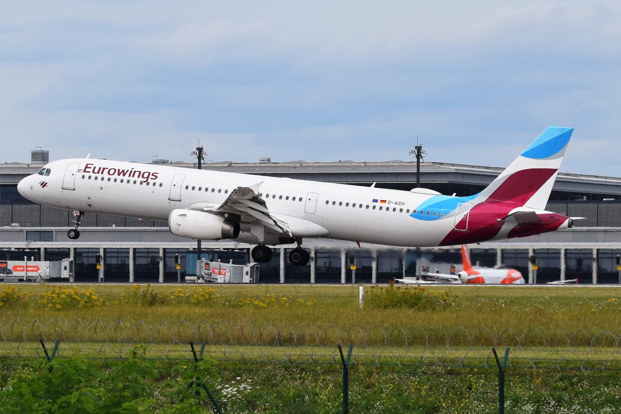 D-AIDV , Eurowings , Airbus A321-231 , 08.08.2024 , Berlin-Brandenburg  Willy Brandt  , BER , 