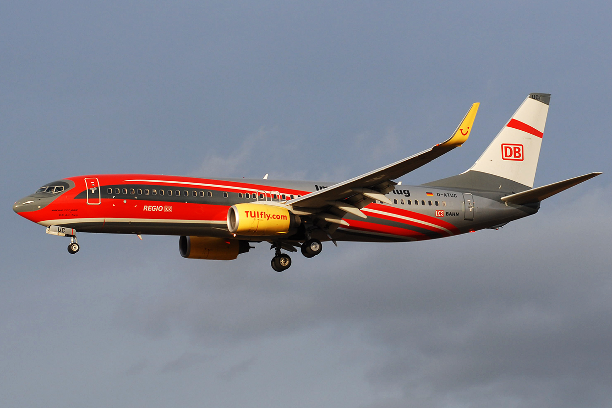 D-ATUC Boeing 737-8K5 31.12.2012