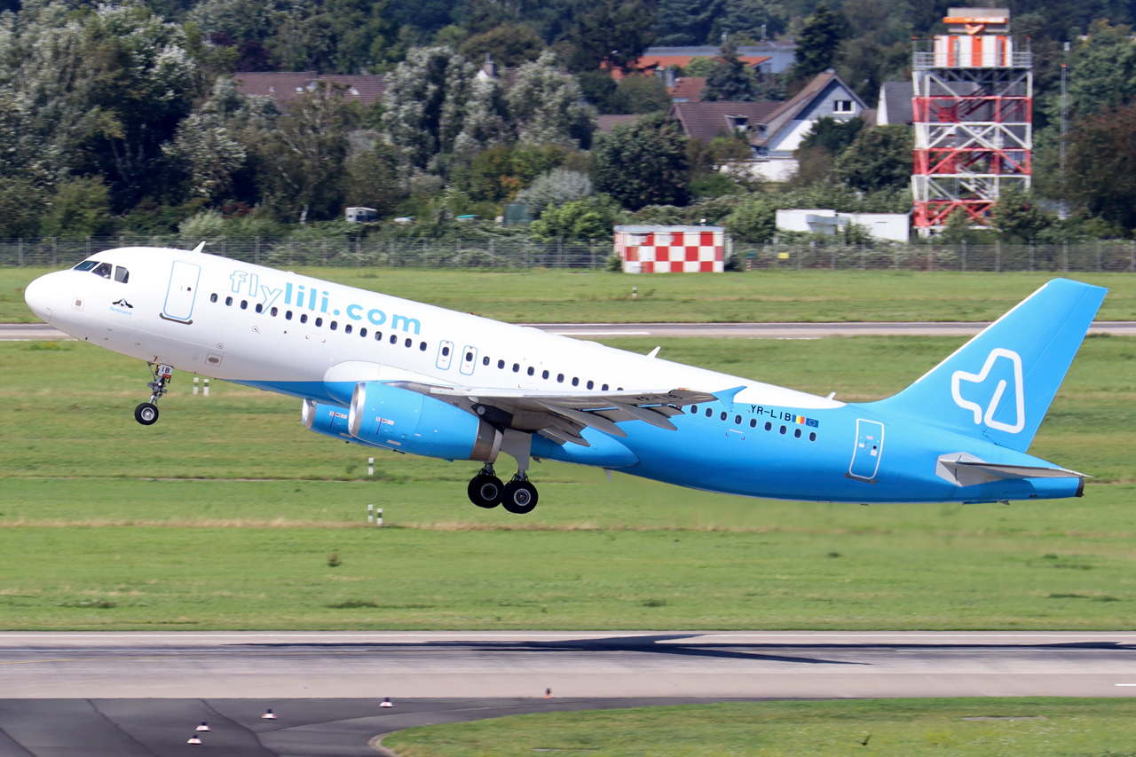 Fly Lili Airbus A320-232 YR-LIB beim Start in Düsseldorf 24.8.2024