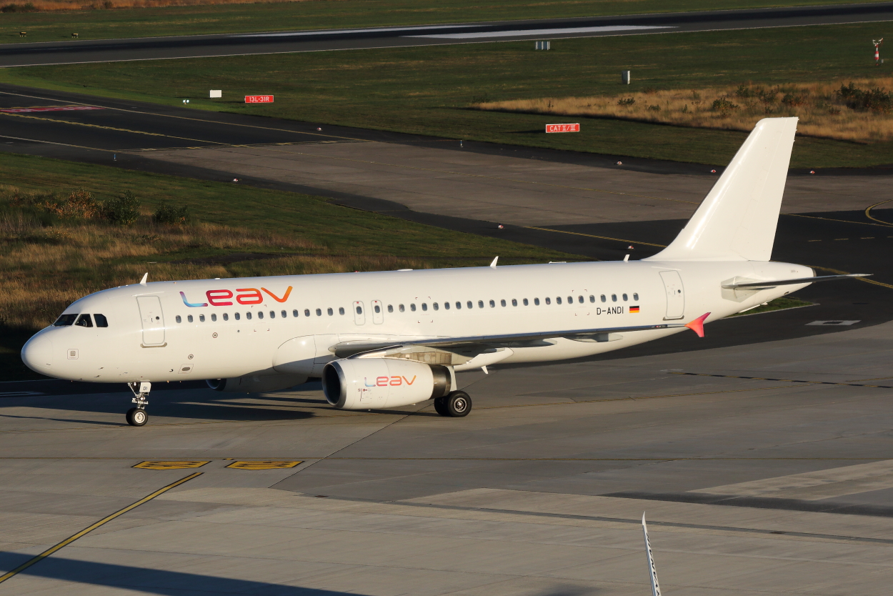 Leav Aviation, D-ANDI, Airbus A320-232, S/N: 3674. Köln-Bonn (EDDK) am 03.11.2024.