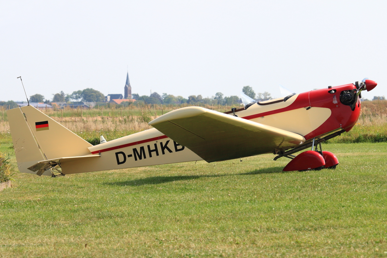 Privat, D-MHKB, WD Flugzeugleichtbau Dallach Sunrise IIA, S/N: 021. Flugplatz-Wiesenfest am UL-Flugplatz Weilerswist, 01.09.2024.