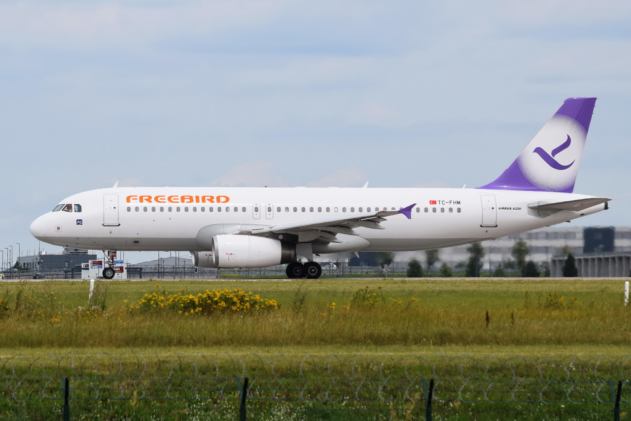 TC-FHM , Freebird Airlines , Airbus A320-232 , 08.08.2024 , Berlin-Brandenburg  Willy Brandt  , BER , 