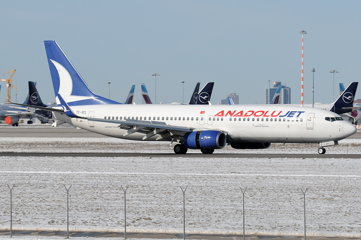 TC-SCL Boeing 737-8GJ 14.02.2021