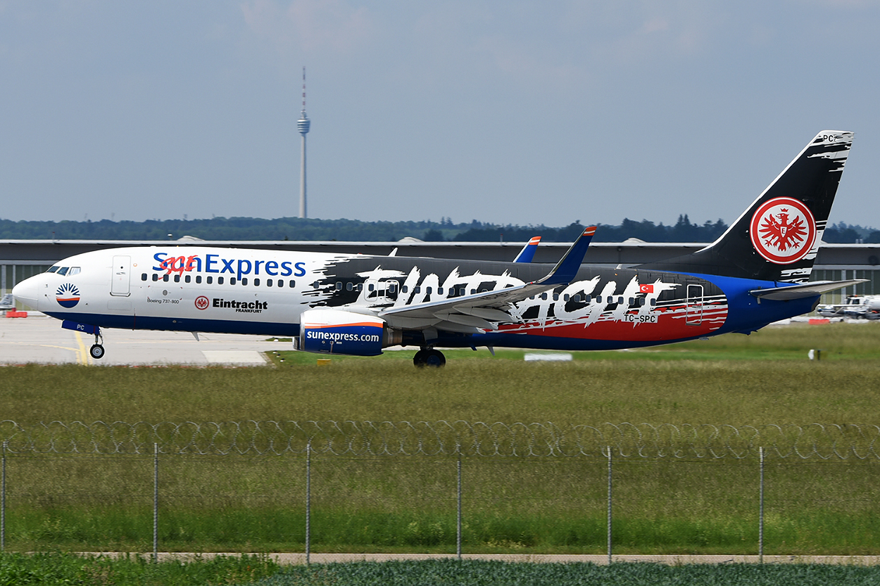 TC-SPC Boeing 737-8AS 11.06.2021