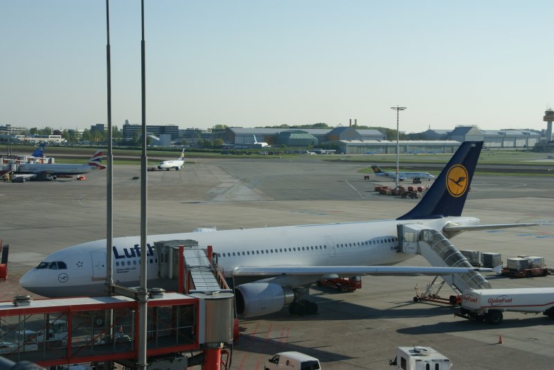 A300-600 der Lufthansa am Finger