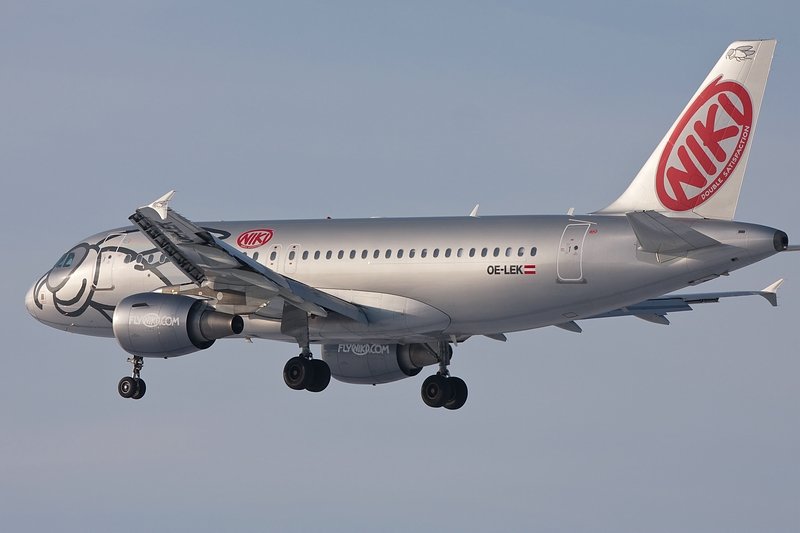 Landeanflug, A319/Niki,in MUC,Mnchen,Germany