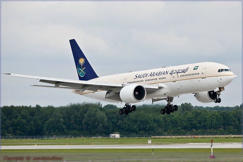 Landung B777-200er/Saudi Arabian/MUC/Mnchen/Germany.