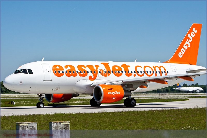 Take off A319/EasyJet/MUC/Mnchen/Germany