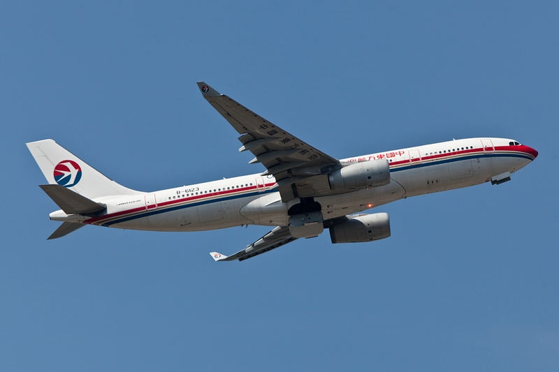 Take off/A330 China Eastern/Frankfurt/FRA./05.08.09