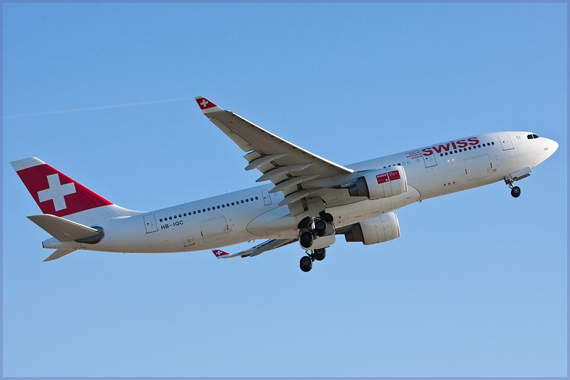 Take off/A330/Swiss/Zrich-Kloten/ZRH/Schweiz/06.11.09.