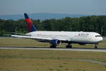 Delta Air Lines Boeing B767-432(ER) N838MH, cn(MSN): 29711,
Frankfurt Rhein-Main International, 27.05.2017.