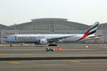 Emirates Airlines, A6-ENC, Boeing 777-3HER, msn: 41083/1058, 06.Februar 2022, DXB Dubai, VAE.
